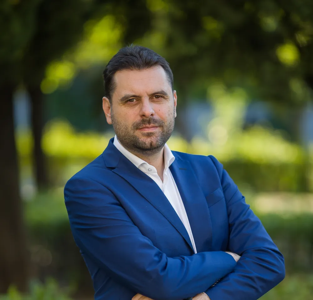 Иван Вујовић