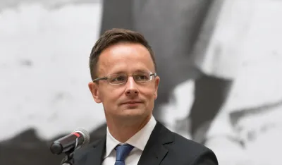 Петер Сијарто