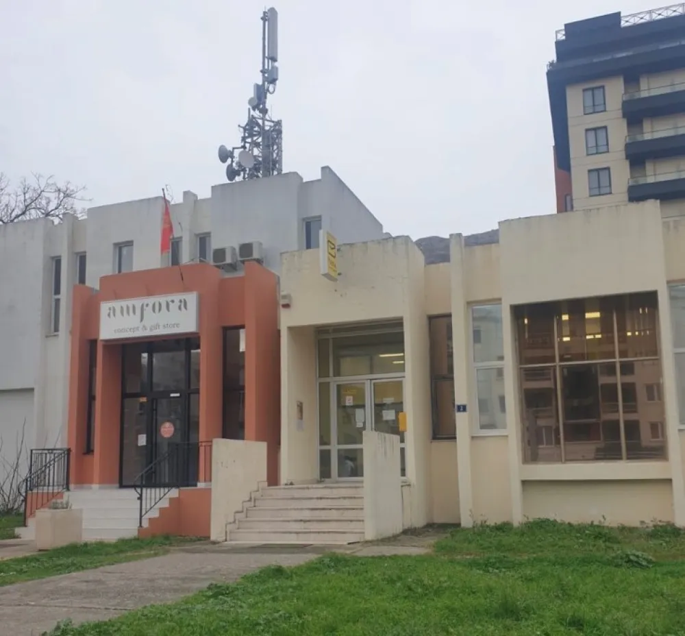 po&scaron;ta sutomore