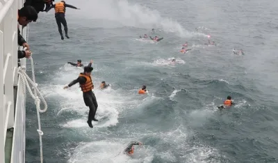 Akcija spasavanja posade broda