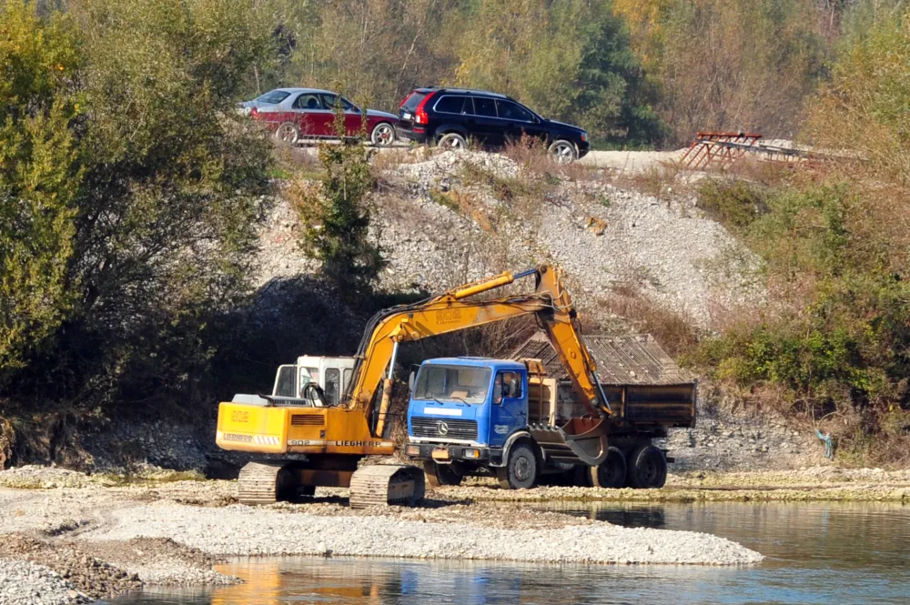 Eksploatacija sljunka u Zeti