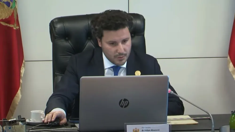 Abazović: Bez koncesije nema upravljanja linijom Kamenari-Lepetane