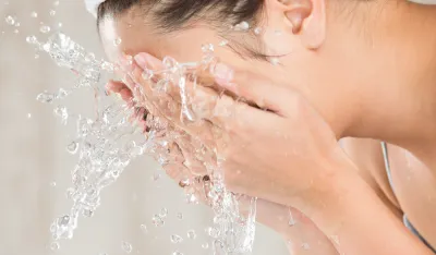 Ilustracija<br>umivanje toplom ili hladnom vodom