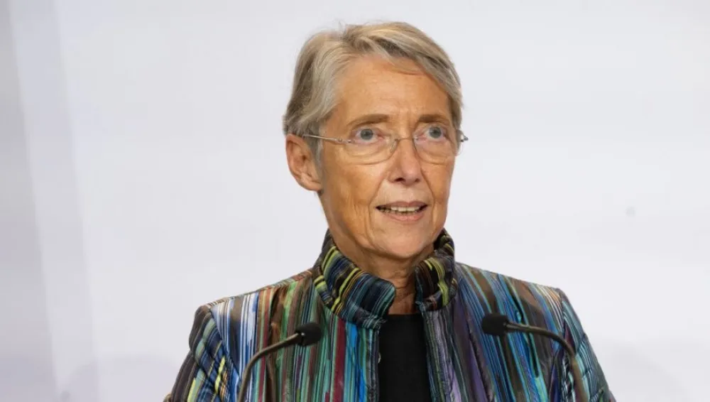 Елизабет Борн