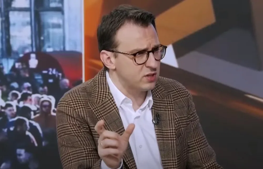 Petković: Kurtijevi huligani uni&scaron;tavaju tuđe jer nemaju svoje