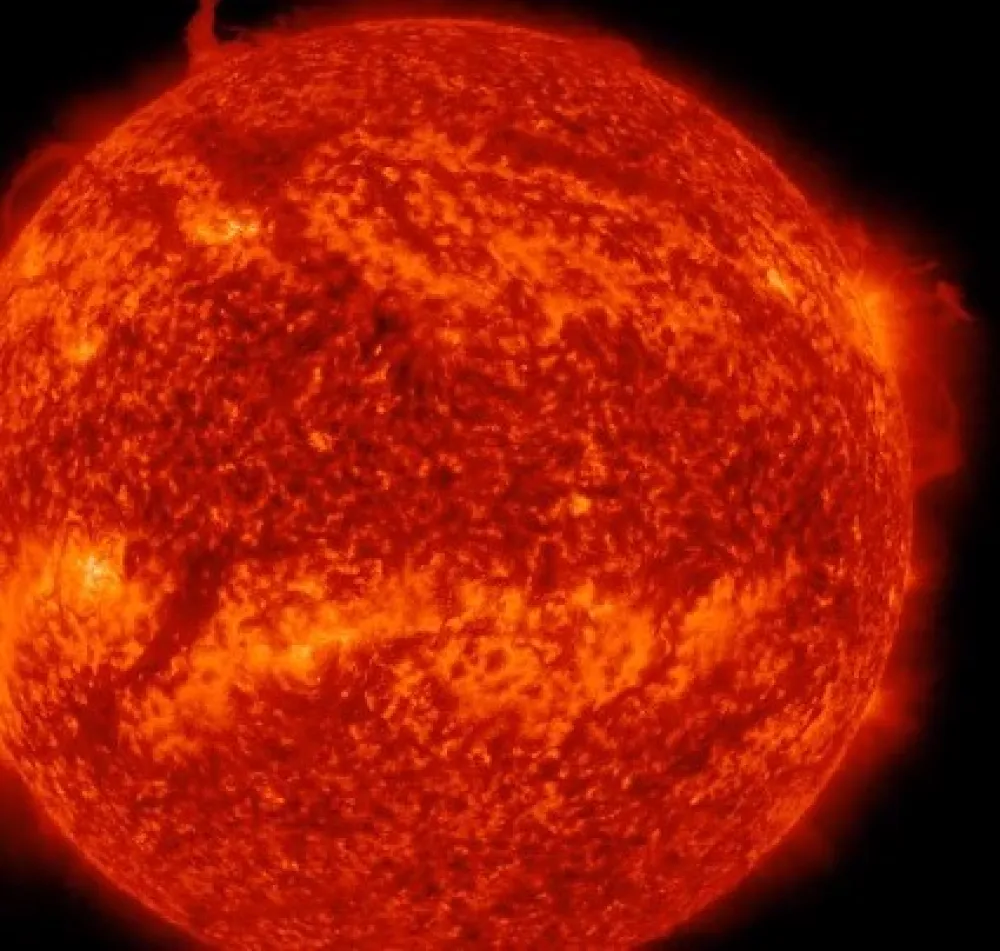 NASA zabrinula naučnike: Odlomio se ogroman komad Sunca