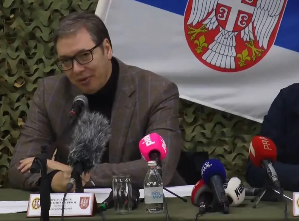Vučić: Srbija će nastaviti da raste i napreduje uprkos pote&scaron;koćama