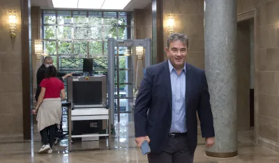 Sastanak parlamentarne vecine, Nebojsa Medojevic