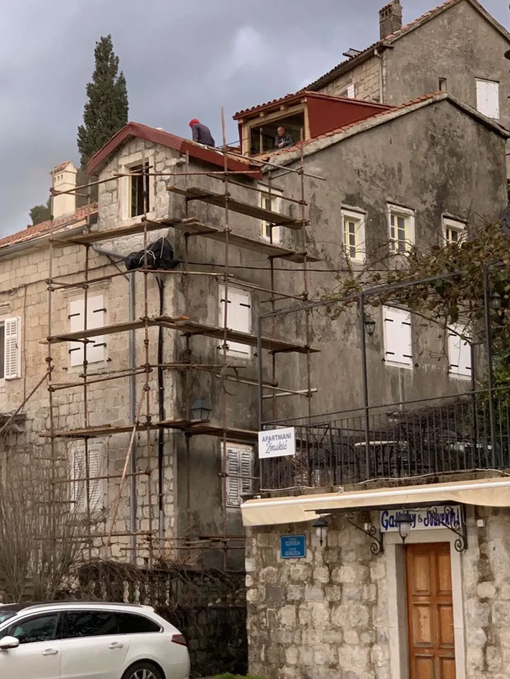 Inspekciјa ne zaustavlja ubiјanje ljepote Perasta