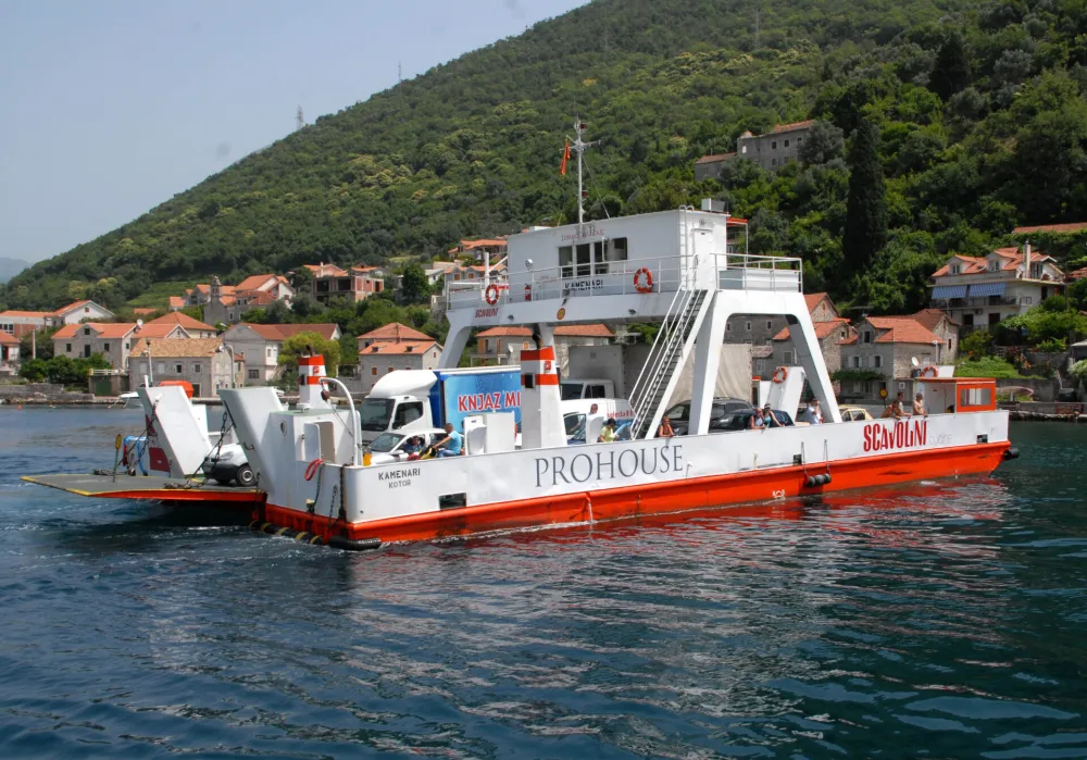 Sjutra sastanak Morskog dobra i Pomorskog saobraćaјa oko preuzimanja traјektne liniјe