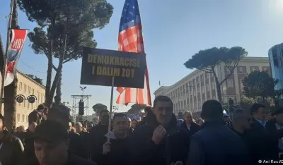 Albanija protest