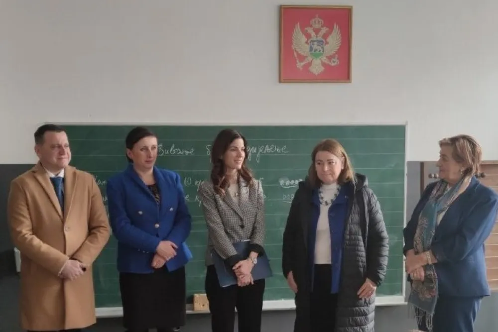 Vojinović obi&scaron;ao JU O&Scaron; &ldquo; Petar Dedović&rdquo; i zavr&scaron;ene radove na opremanju &scaron;kole