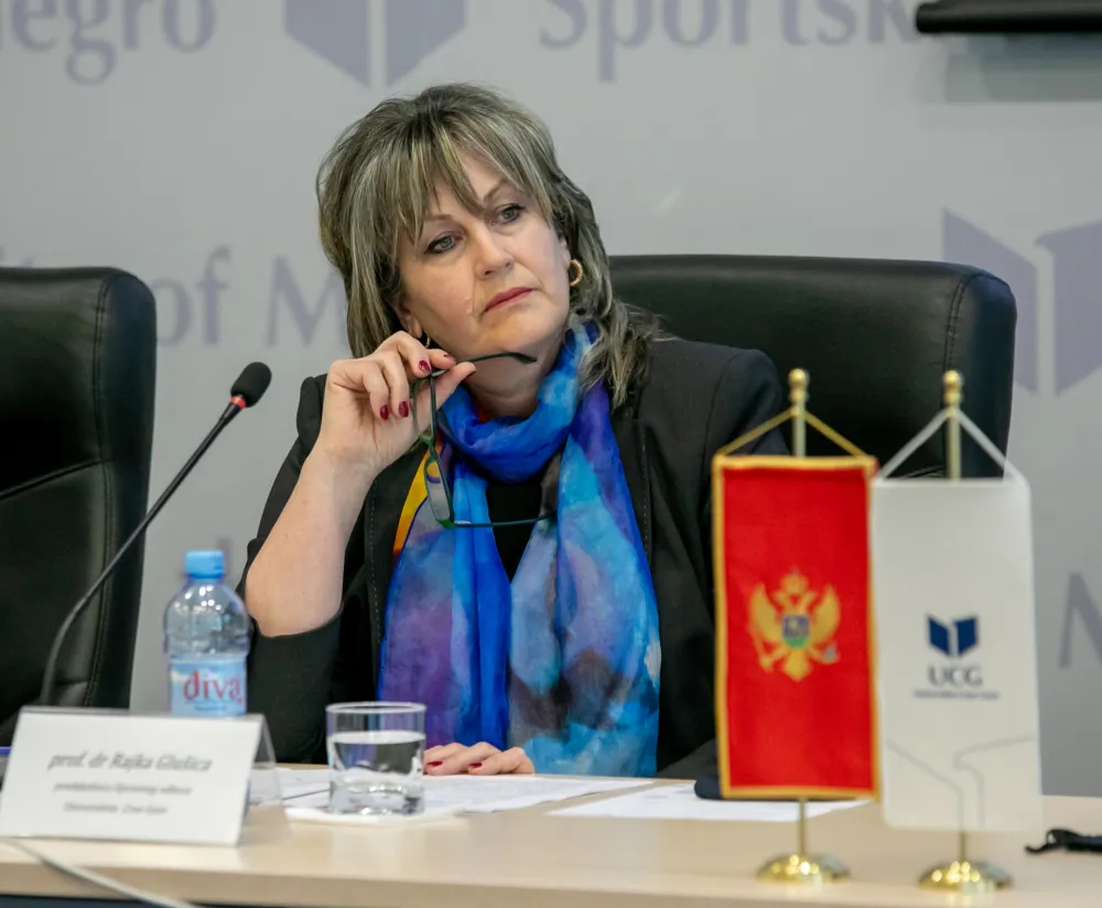 Професорица Рајка Глушица