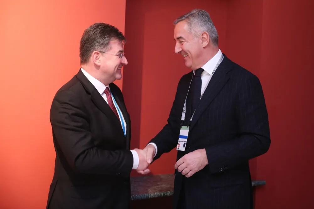 Đukanović i Lajčak