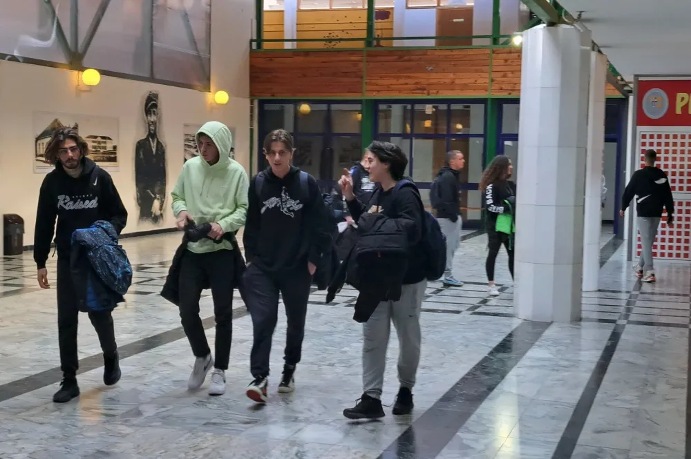 Nik&scaron;ićka gimnaziјa svake godine gubi po јedno odјeljenje