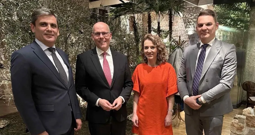 Ervin Ibrahimović,&nbsp;Kenana Strujićn Harbić,&nbsp;Admir &Scaron;ahmanović i&nbsp;Peter Bajer