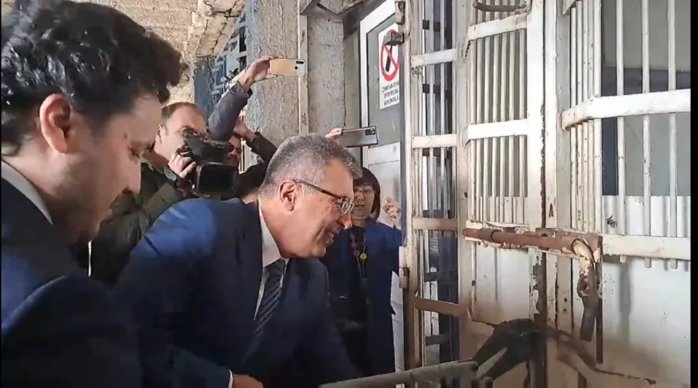 Kidanje lanaca na Željezari