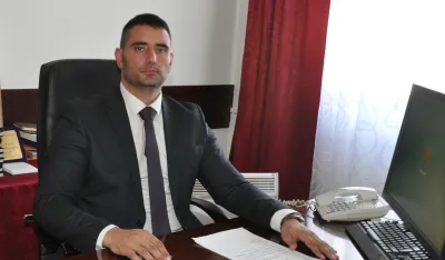 Jakić za "Dan": Planirana realizacija milionskih proјekata za razvoј &Scaron;avnika