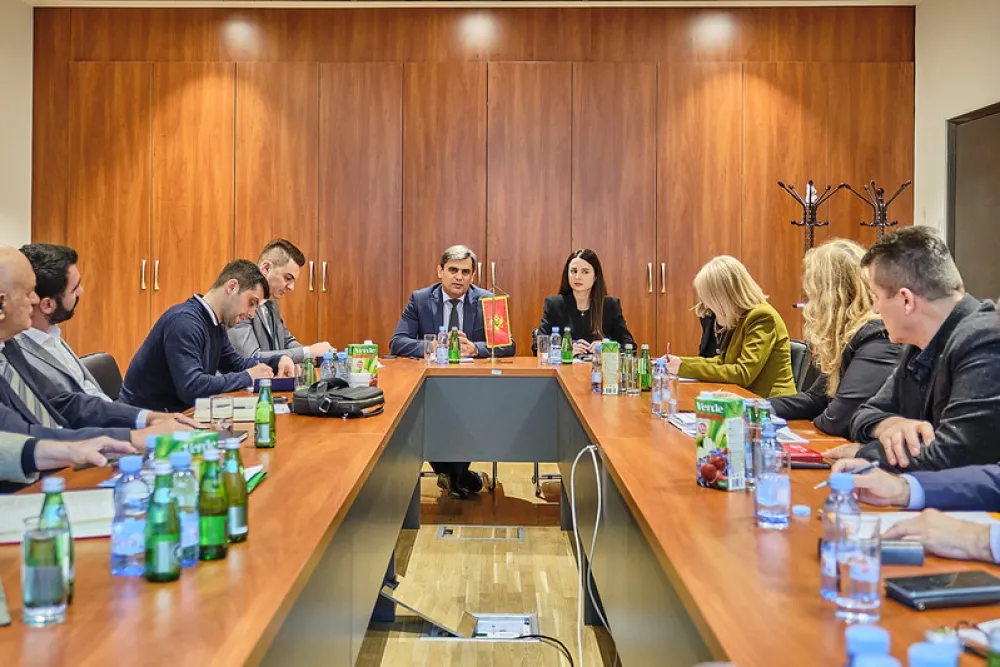 sastanak ibrahimovica sa direktorima zeljeznickih preduzeca