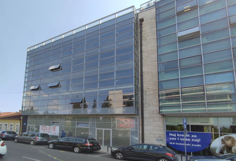 Sjedi&scaron;te Monstata