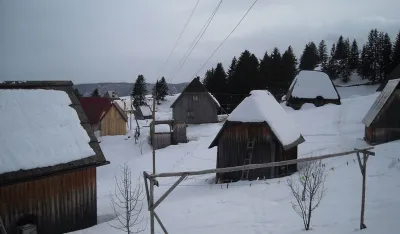 Становници Бобова тврде да интернета уопште немају