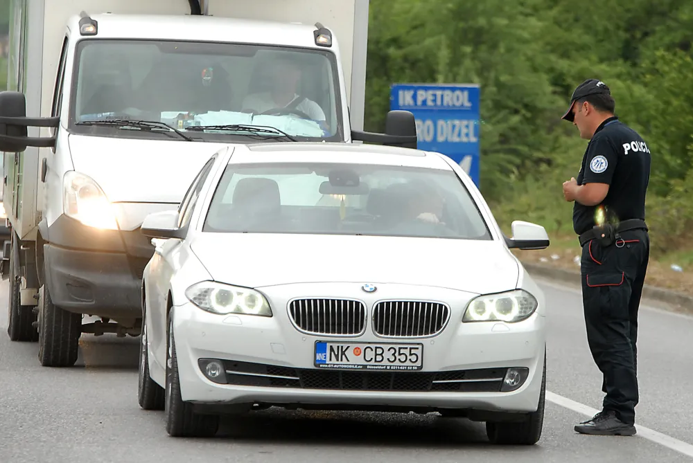 policija saobracaj kontrola guzve blokada