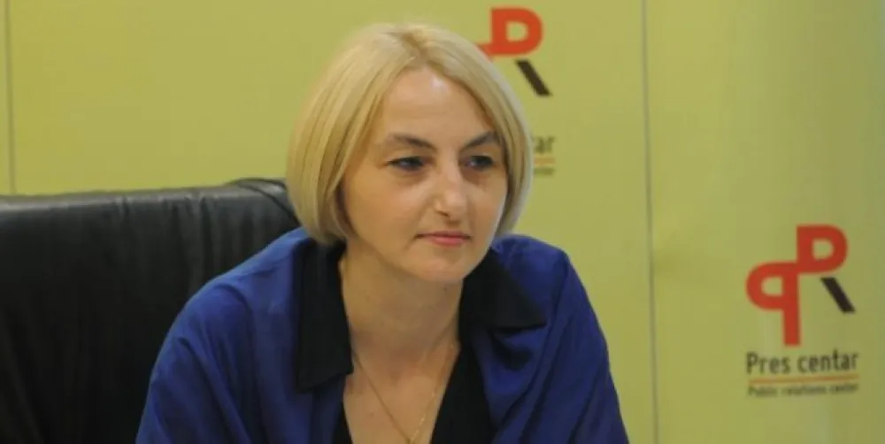 mila kasalica, ekonomska analiticarka