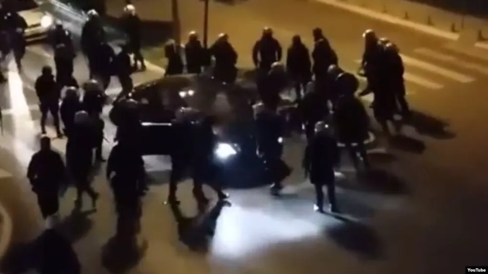 Полицијска тортура над Мијом Мартиновићем 2015. године