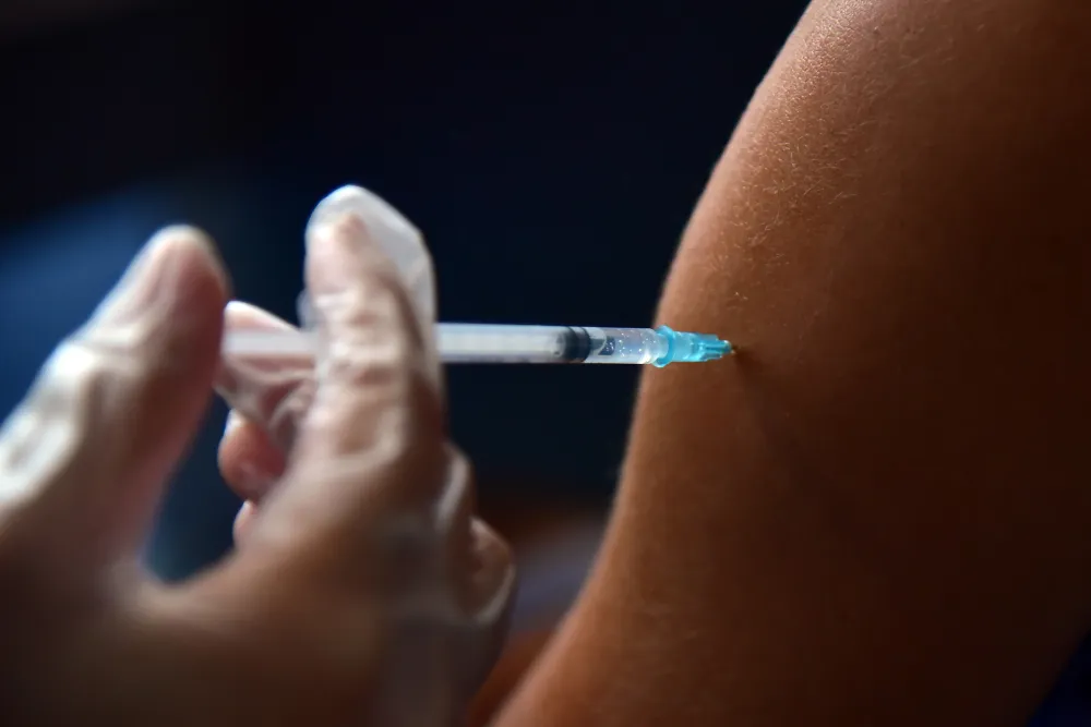 DZ Tivat: Jo&scaron; jedan poziv roditeljima da vakcini&scaron;u svoje ćerke HPV vakcinom