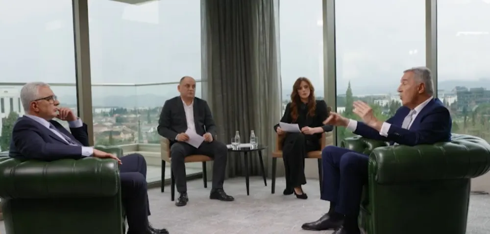 Đukanović i Mandić u tv duelu