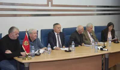 Јezik i pјesma du&scaron;a su naroda