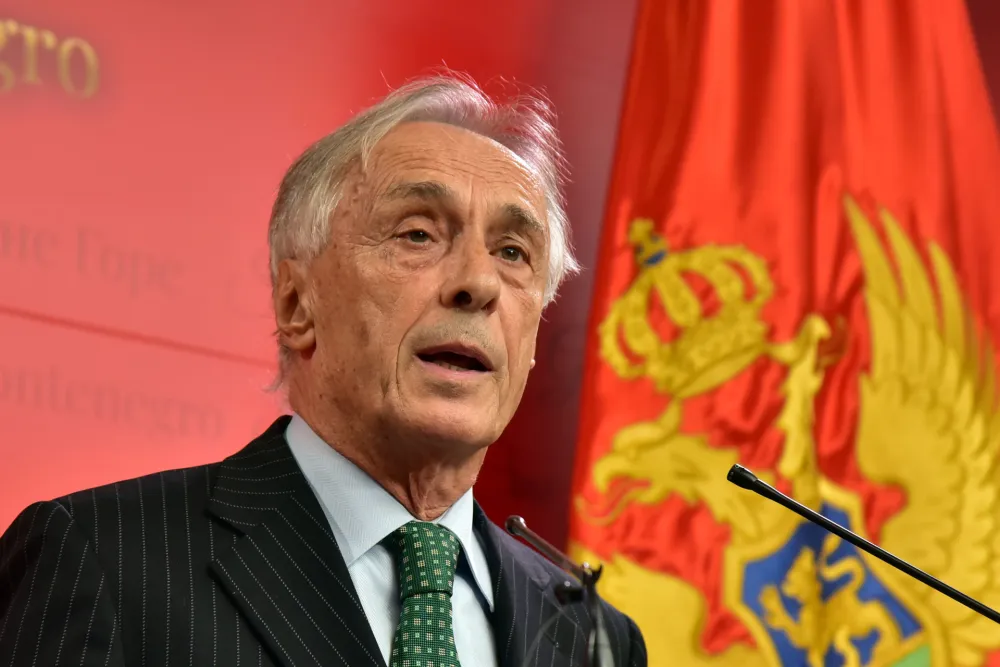 Miodrag Lekic, Sastanak parlamentarne vecine oko formiranja nove vlade