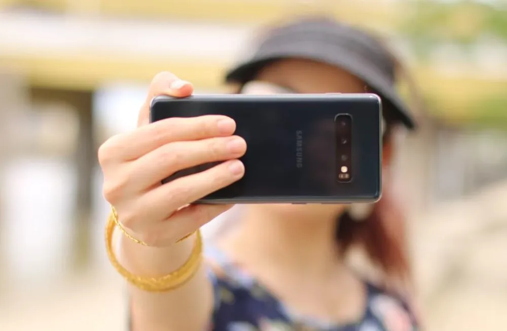 selfi, ilustracija, unsplash