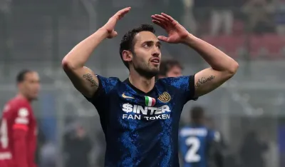 Hakan Čalhanoglu