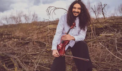 Put oko svijeta uz tradicionalne melodije