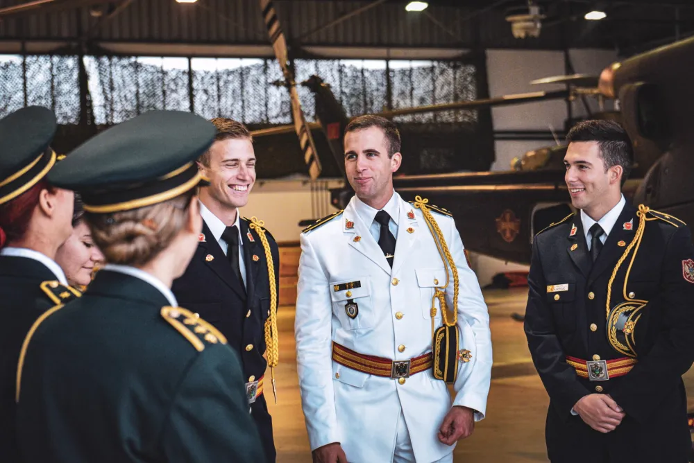 Javni oglas za upis na vojne akademije