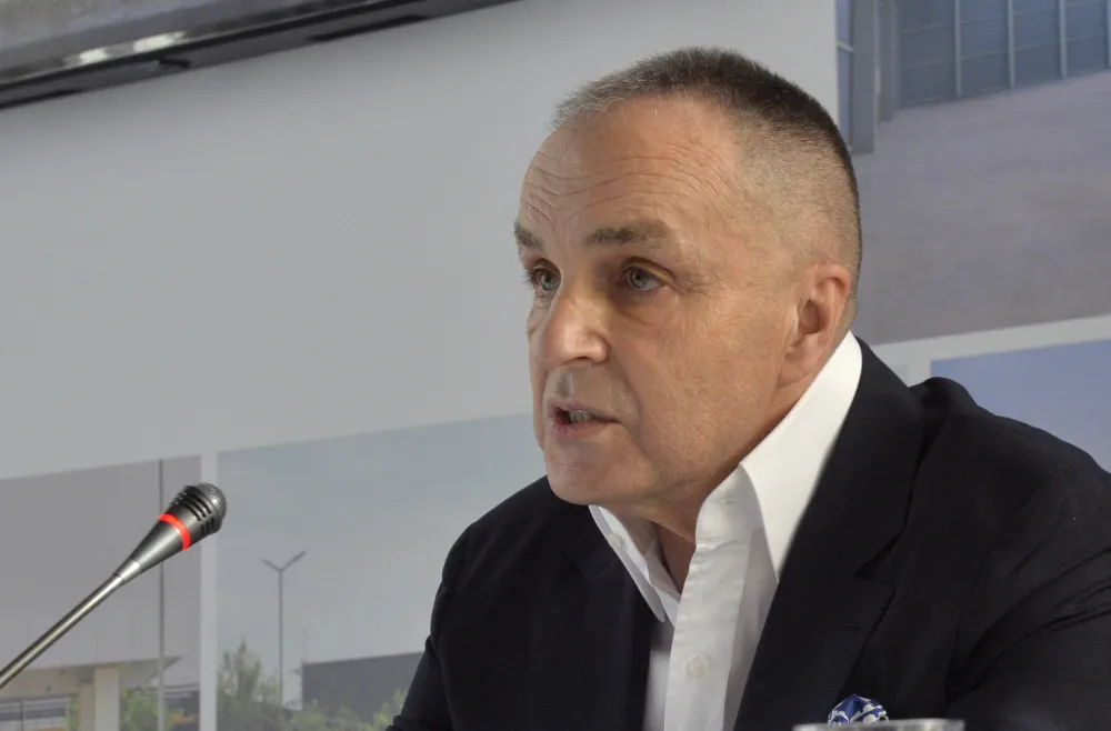 Press Veselina Pejovica vlasnika Uniproma oko Kap-a, Uniprom, Kap, Veselin Pejovic, vlasnik Uniproma, vlasnik Kapa