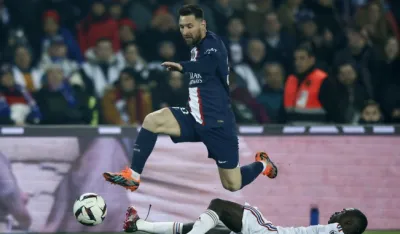 Лионел Меси на излазним вратима