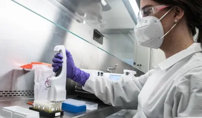 U Hrvatskoj za sedam dana preminule 22 osobe, 385 novih slučajeva