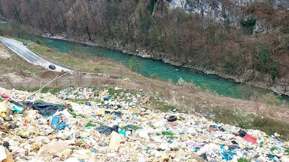 Ugroženi magistrala i rijeka Lim