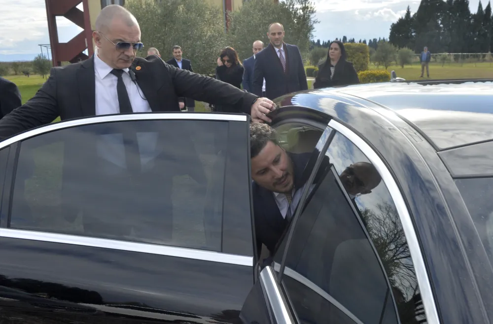 premiier Abazovic u poseti plantazama, Dritan Abazovic