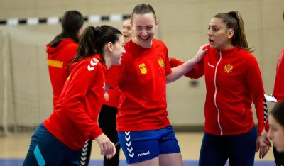 Crvene čekaju rivale