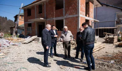 Minić: Čabarkapa tri zgrade za penzionere poku&scaron;ava da unizi, naziva ih kućicama
