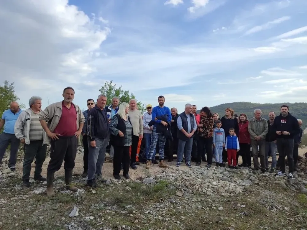 Mje&scaron;tani Novog sela: Ne damo da odlažu smeće gdјe su naumili