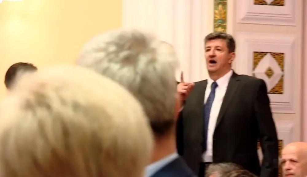 Skrin&scaron;ot HRT Facebook