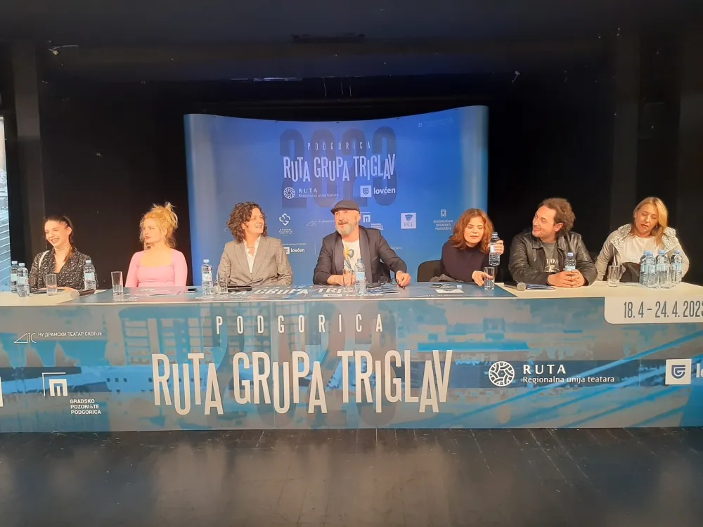 Детаљ с округло стола