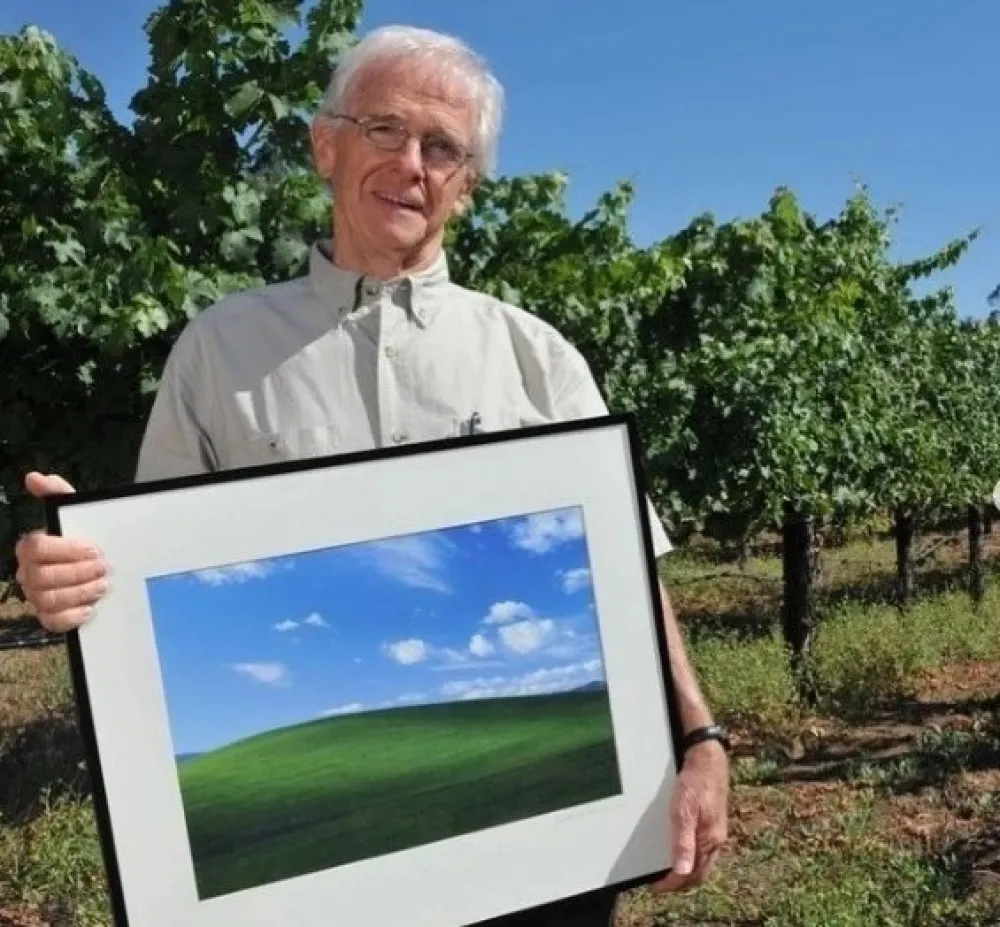 POZADINA ZA "WINDOWS XP"