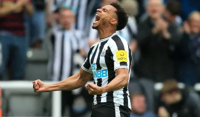 Isak dvostruki strijelac