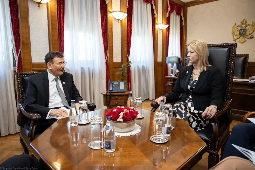Đurović i ambasador Kraljevine Bahrein <br>