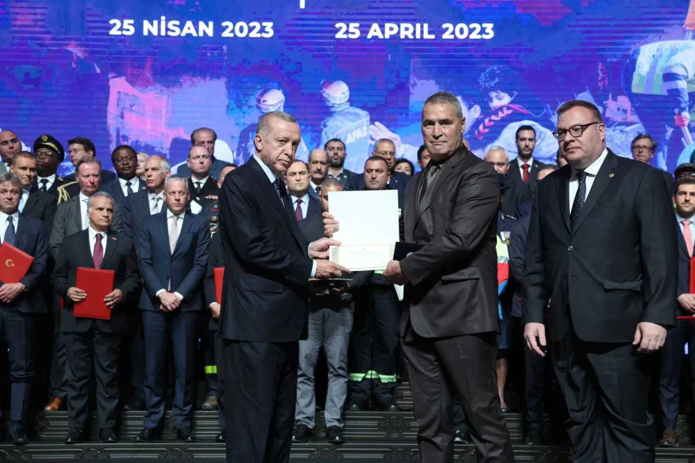 Erdogan odlikovao crnogorske spasioce